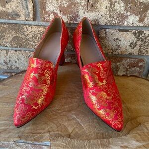 Chinese Heels Red & Gold Floral Dragons Unworn Size 6 1/2 Like New!